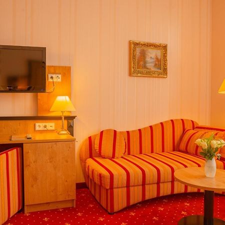 Alte Landratsvilla Hotel Bender Вестербург Экстерьер фото