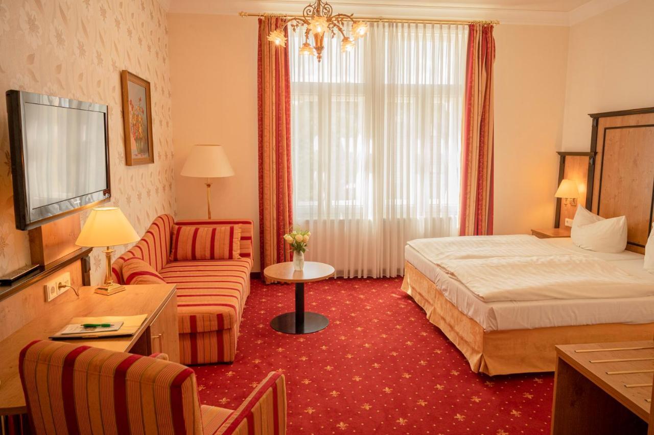 Alte Landratsvilla Hotel Bender Вестербург Экстерьер фото