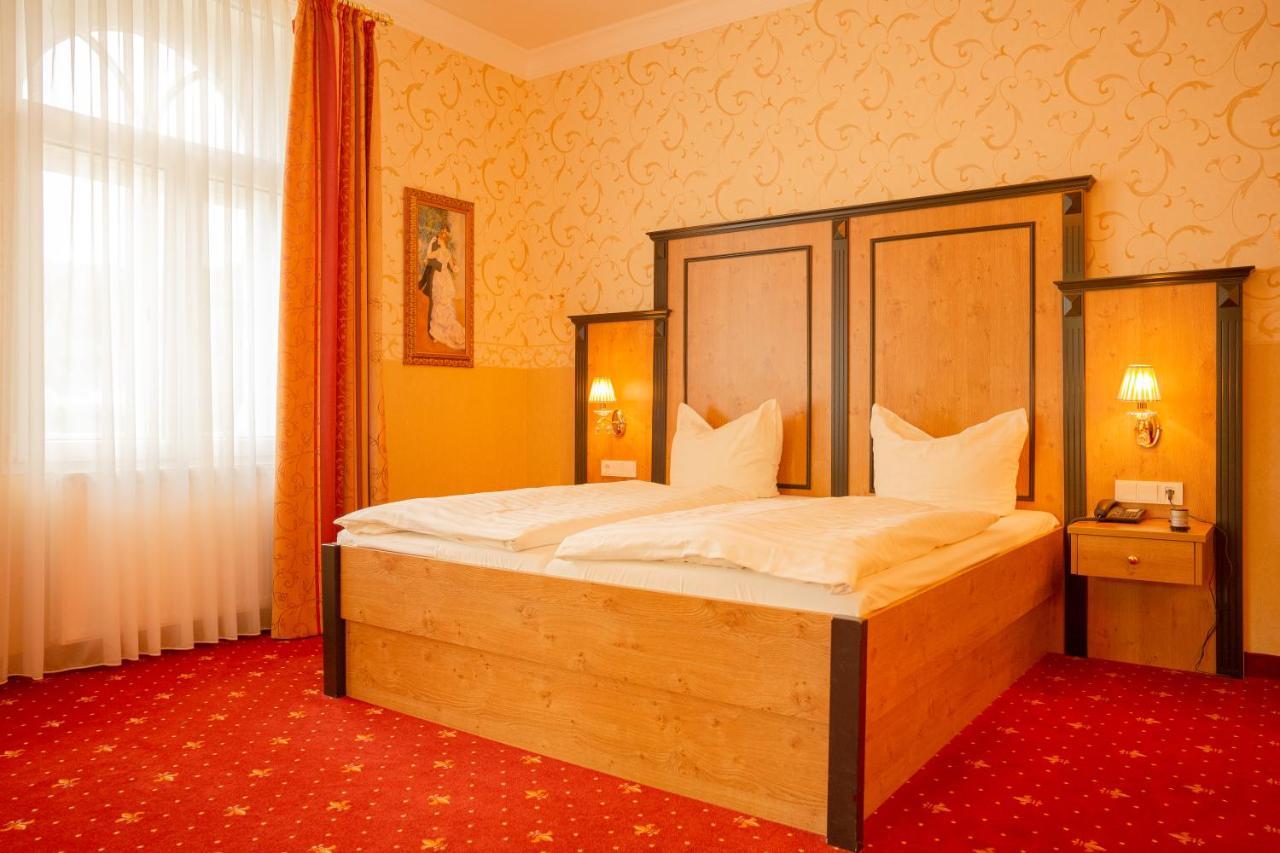 Alte Landratsvilla Hotel Bender Вестербург Экстерьер фото