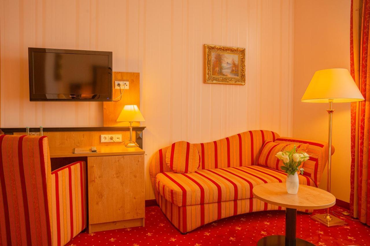 Alte Landratsvilla Hotel Bender Вестербург Экстерьер фото