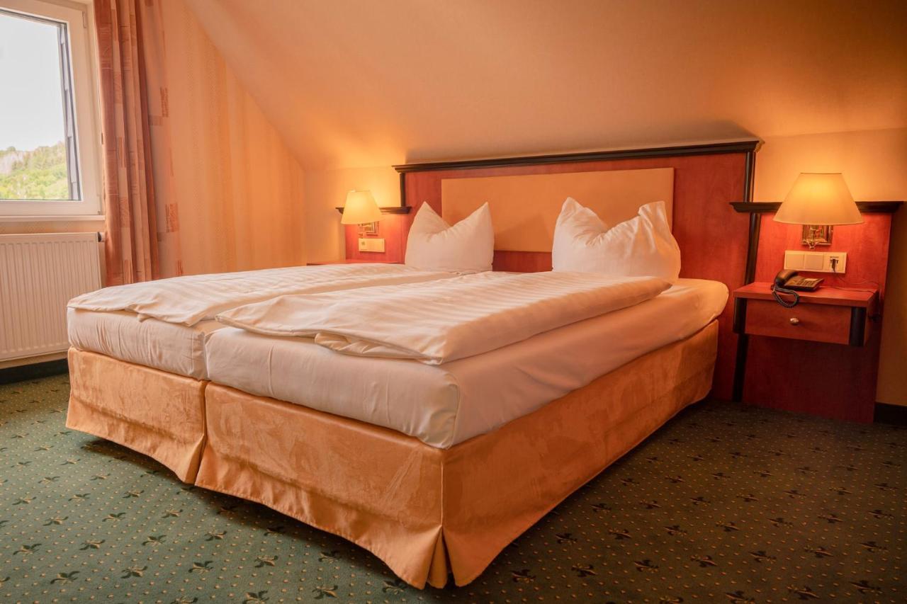 Alte Landratsvilla Hotel Bender Вестербург Экстерьер фото