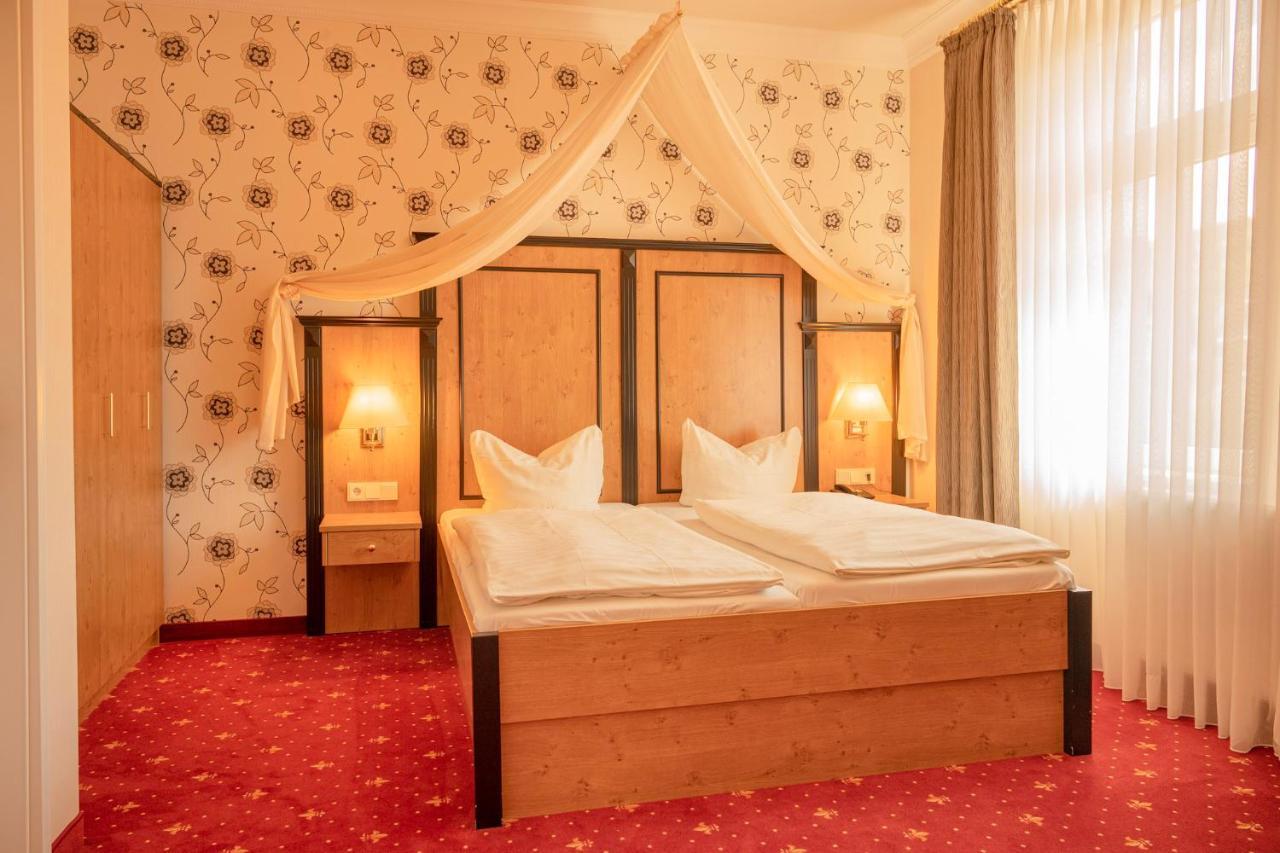 Alte Landratsvilla Hotel Bender Вестербург Экстерьер фото